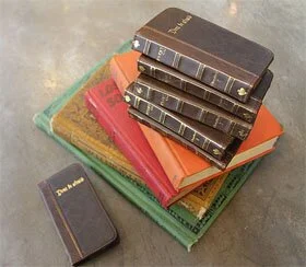 чехол книга